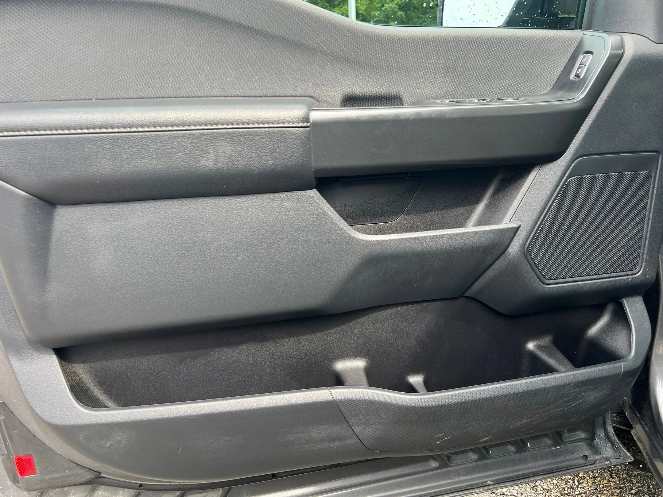 Used 2023 Gray Ford XL image 15