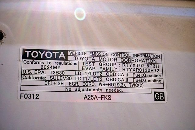 Used 2024 Beige Toyota XLE Premium image 34