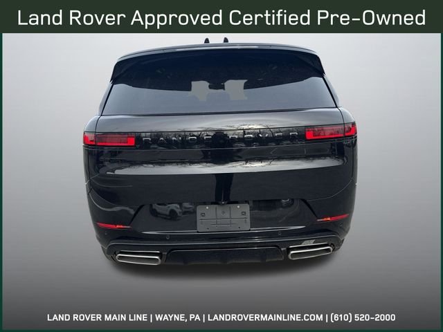 Certified Used 2026 Santorini Black Land Rover Dynamic SE image 4