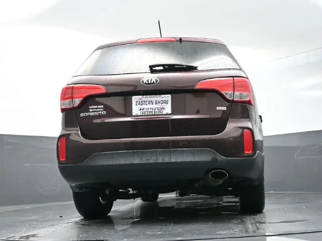 Used 2015 Red Kia LX image 34