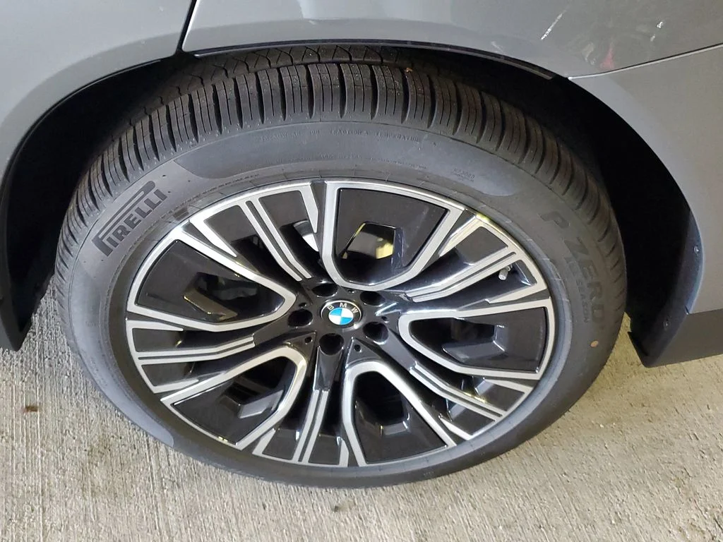 Used 2026 Gray BMW 30 xDrive image 5