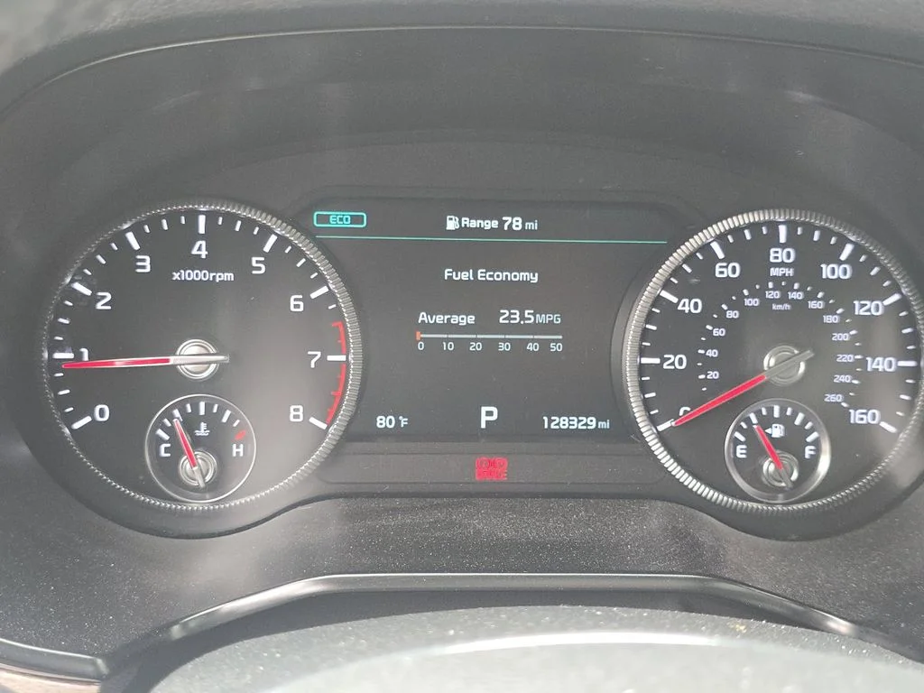 Used 2022 Black Kia SX image 30