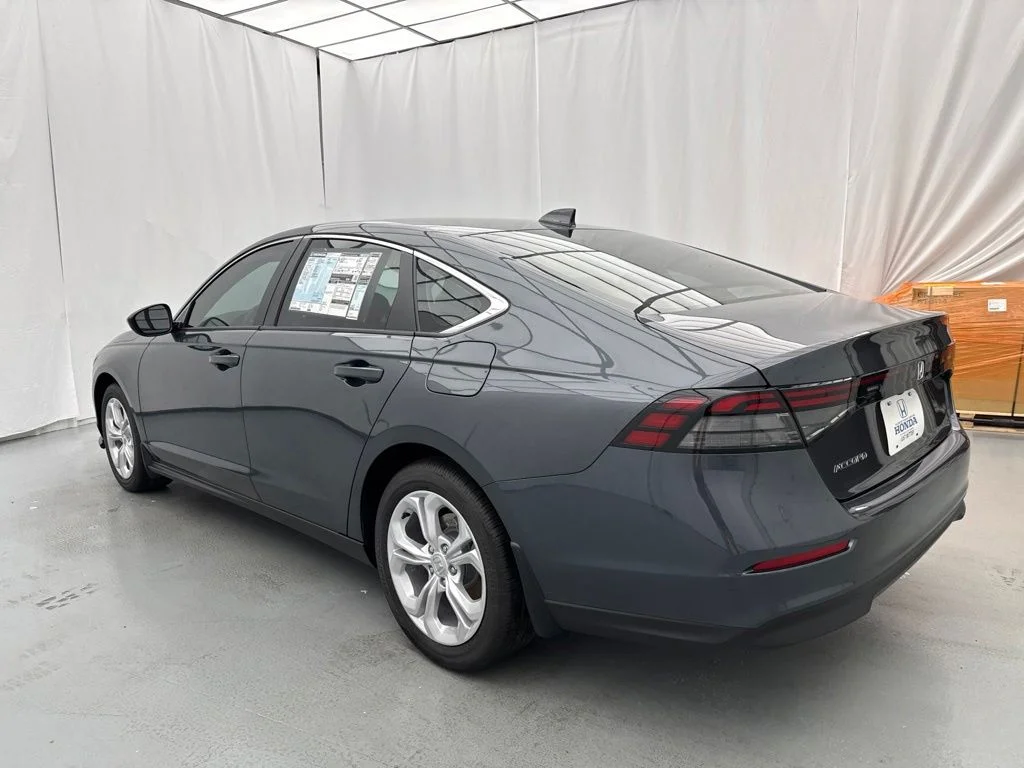 New 2026 Meteorite Gray Metallic Honda LX image 5