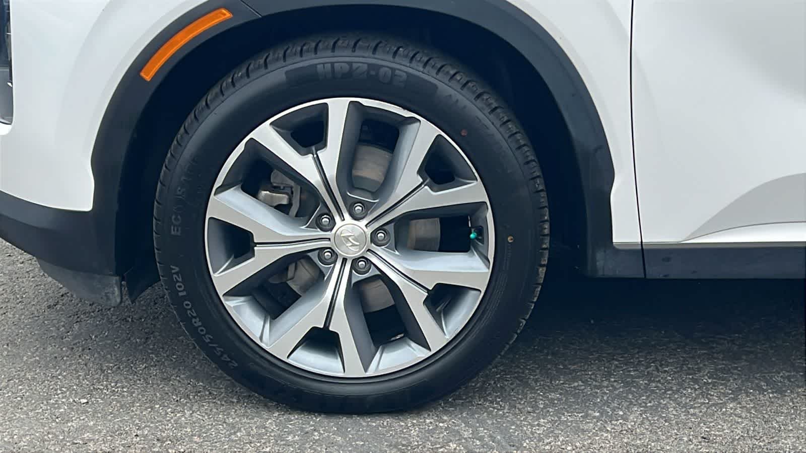 Used 2020 Hyper White Hyundai SEL image 9
