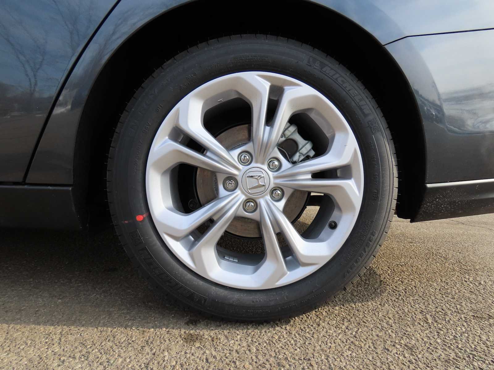 New 2026 Meteorite Gray Metallic Honda LX image 8