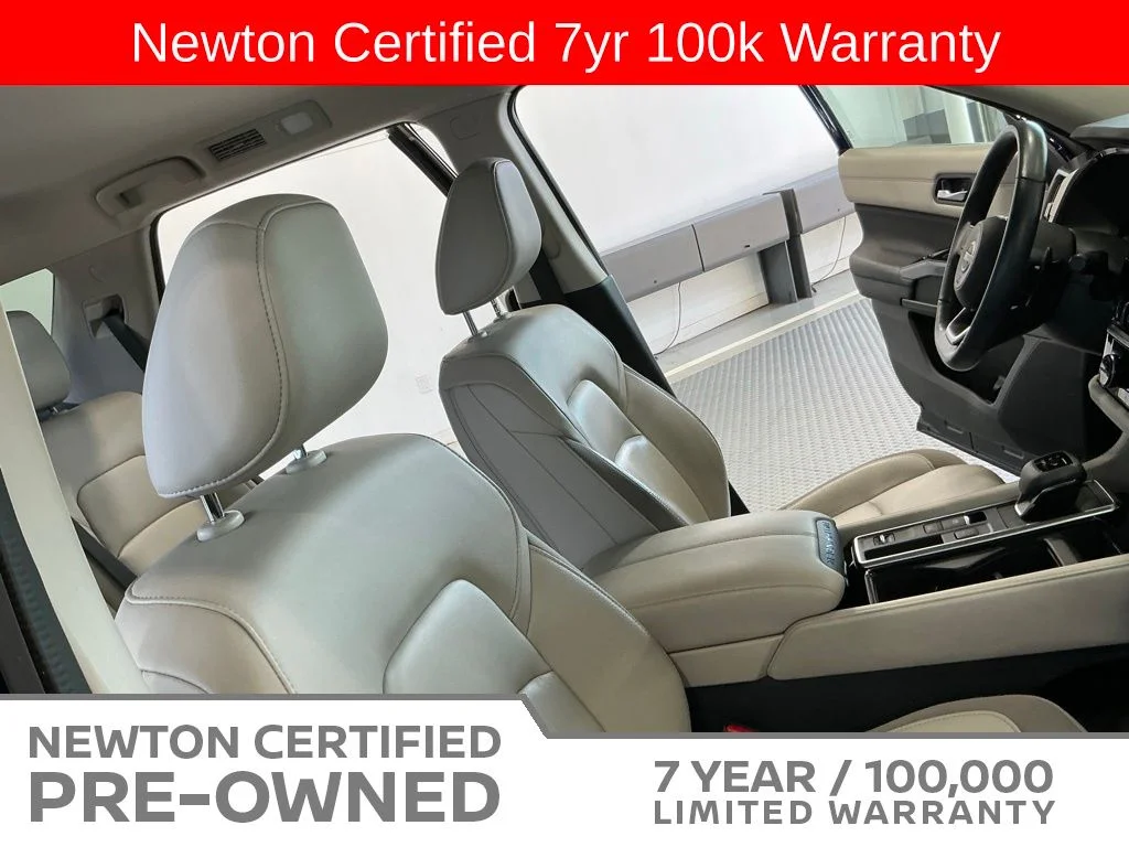 Certified Used 2023 Deep Ocean Blue Nissan SL image 16