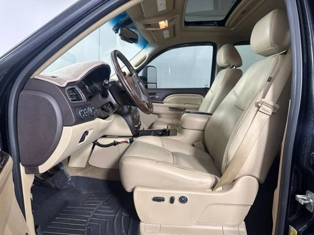 Used 2014 Onyx Black GMC Denali image 11