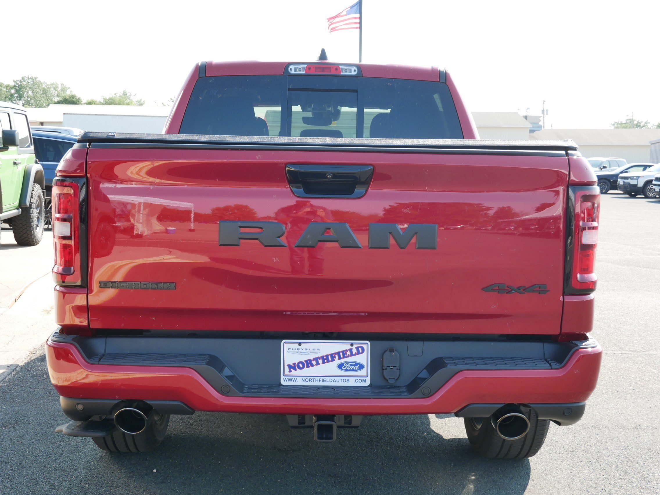 New 2026 Molten Red Pearl-Coat Exterior Paint RAM Big Horn image 7