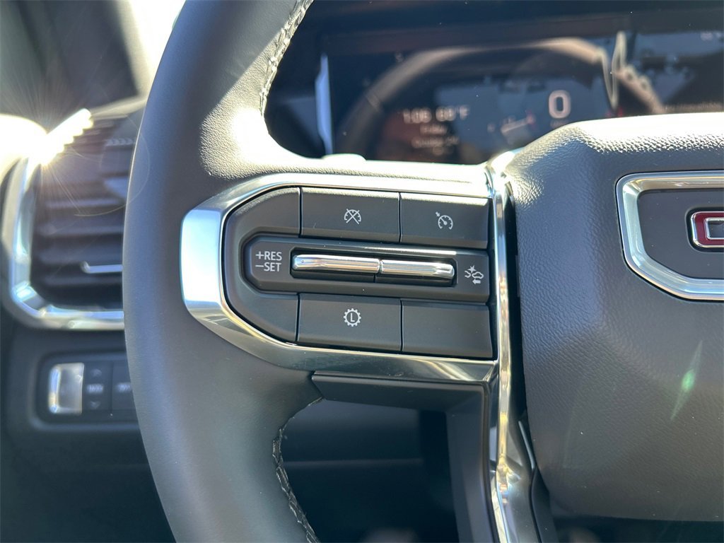 2026 GMC ACADIA - Image 18