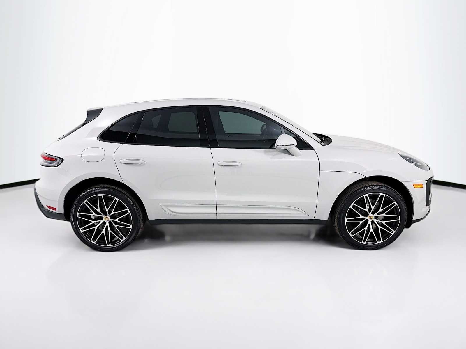 New 2026 Chalk Porsche  image 8