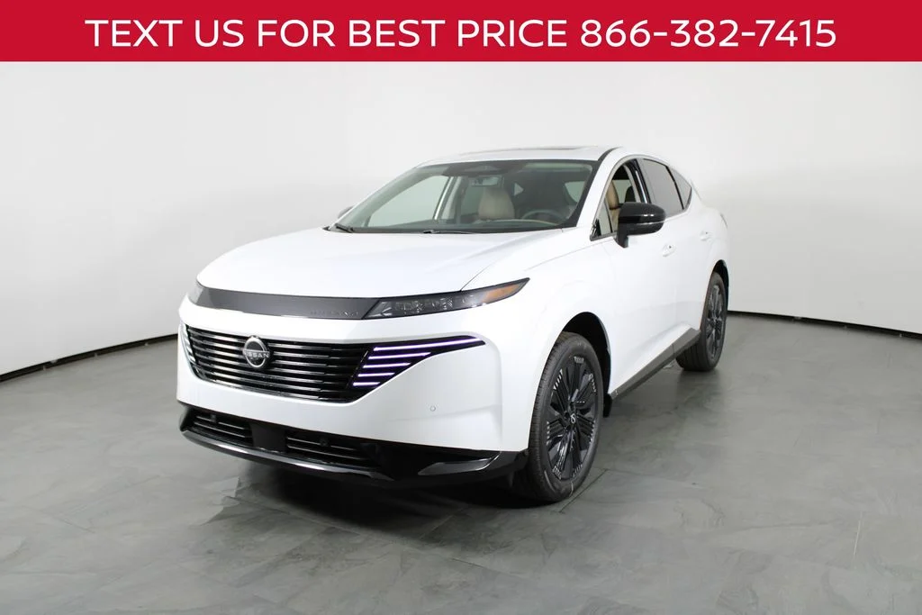 New 2026 Everest White Pearl TriCoat Nissan Platinum image 1