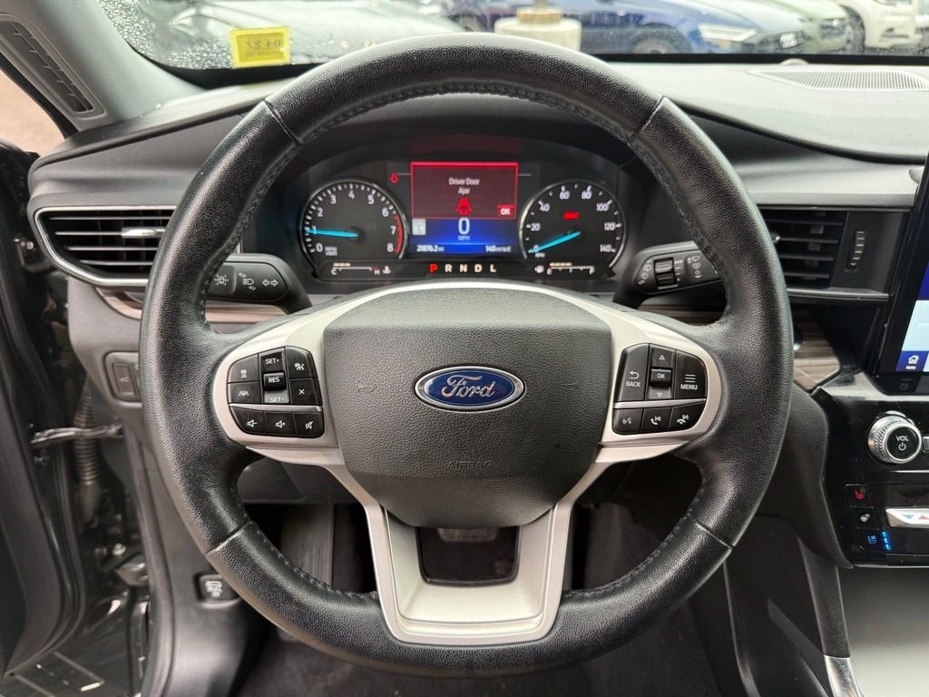 Used 2022 Green Ford Limited image 14