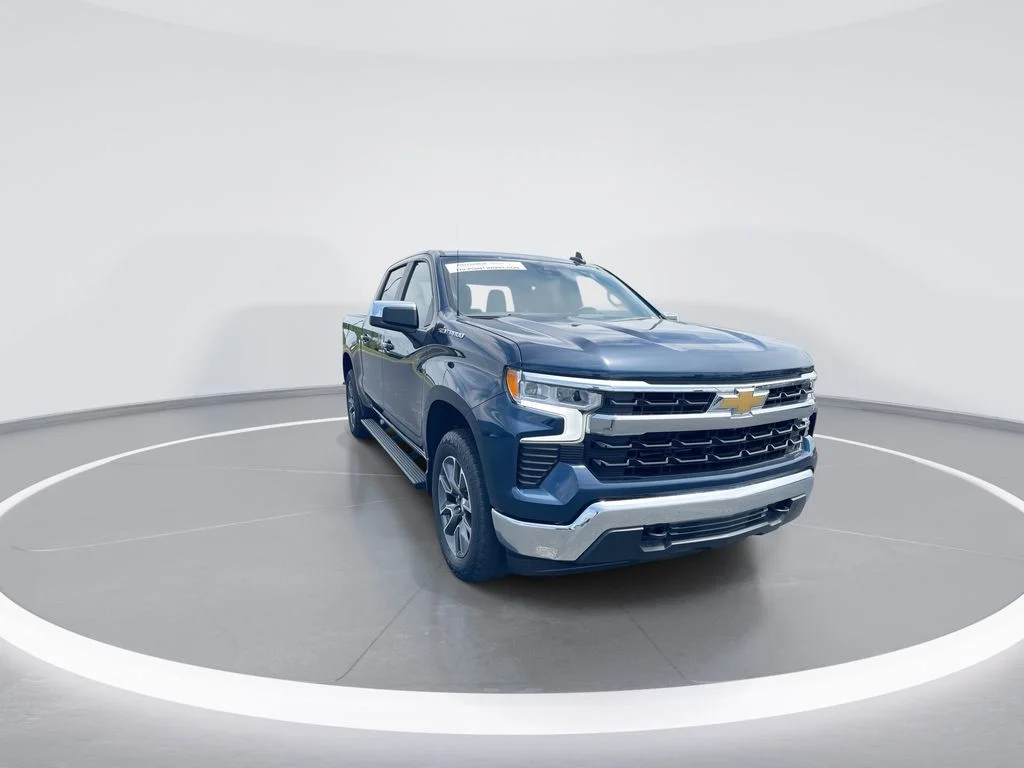 Used 2023 Blue Chevrolet LT image 2