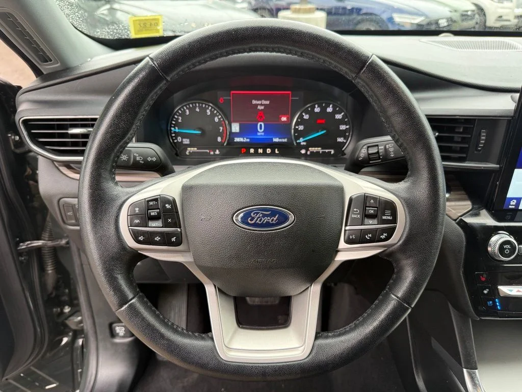 Used 2022 Green Ford Limited image 14