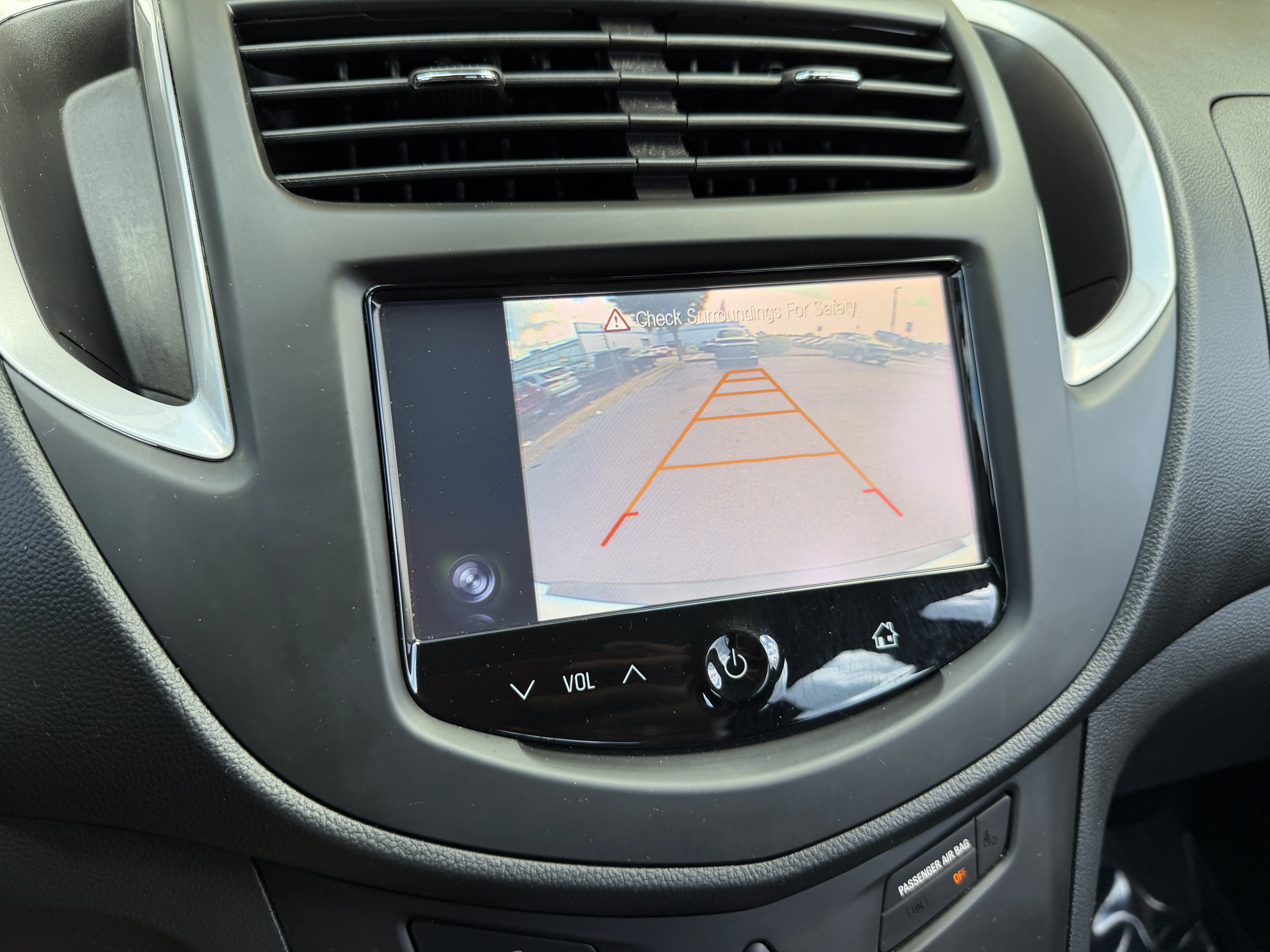 Used 2016 Summit White Chevrolet LS image 19