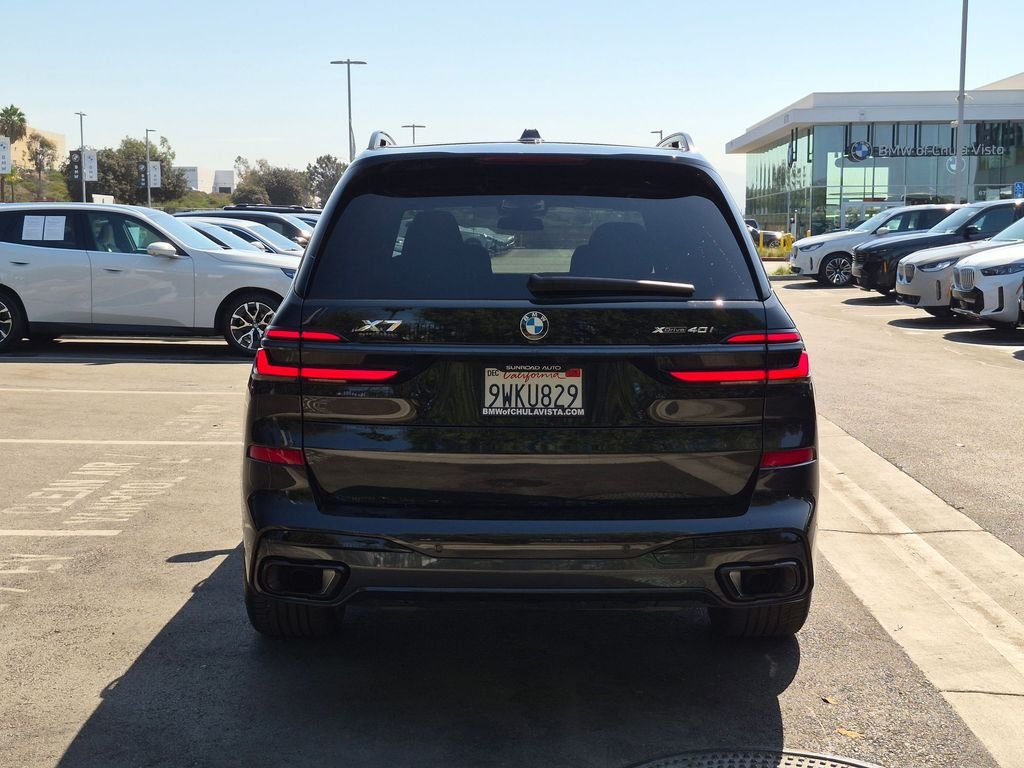 Used 2026 Black BMW xDrive40i image 7