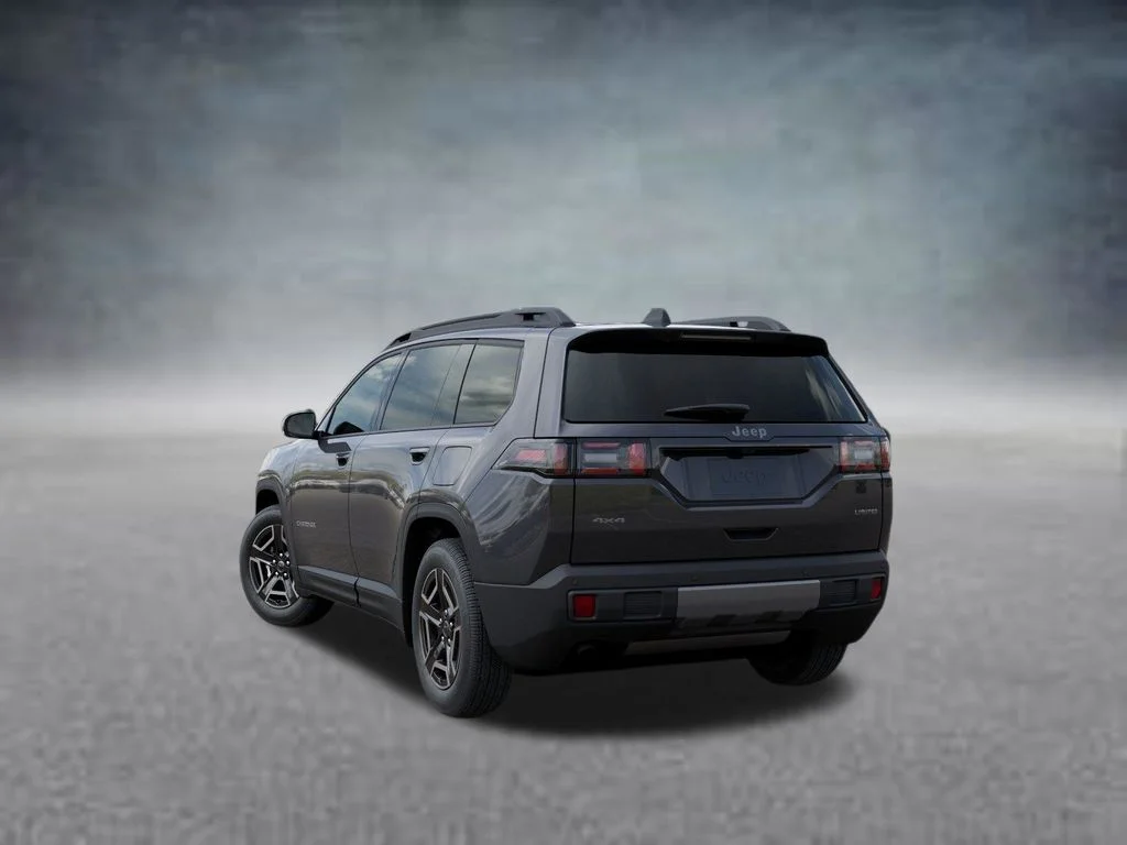 New 2026 Sting-Gray Clear-Coat Exterior Paint Jeep Limited image 3