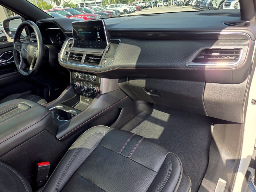 2023 Chevrolet Suburban RST - Photo 20