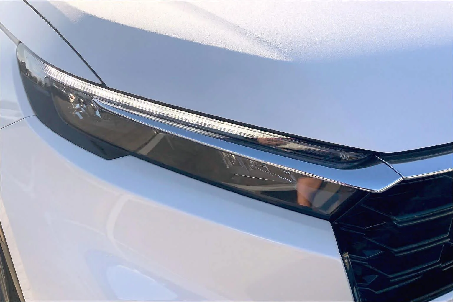 New 2026 Platinum White Pearl Honda 2WD EX-L image 13