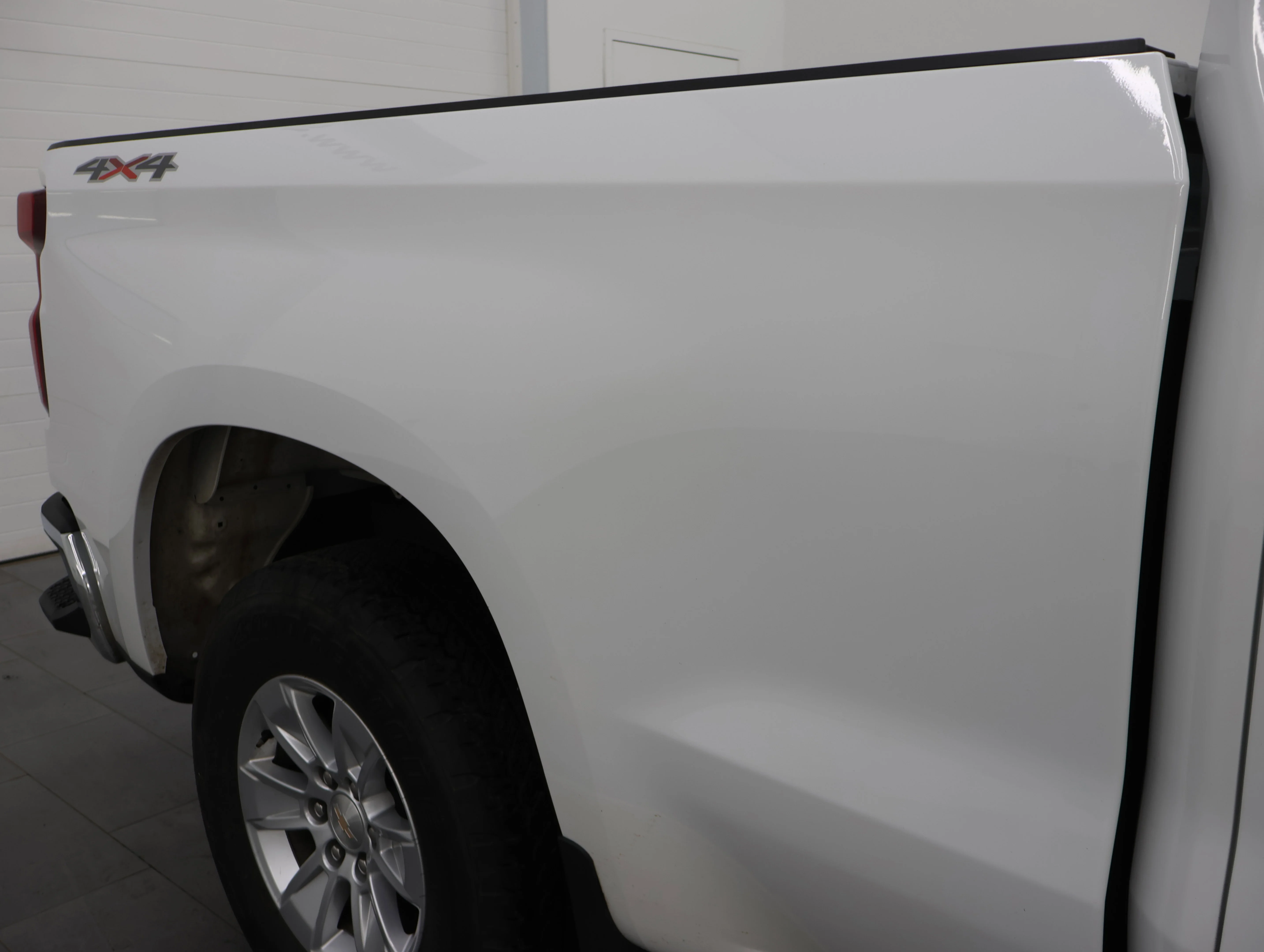 Used 2020 Summit White Chevrolet LT image 26