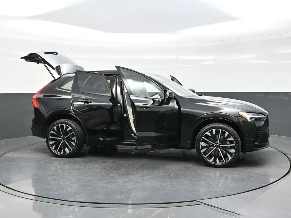 New 2026 Onyx Black Volvo T8 Ultra image 43