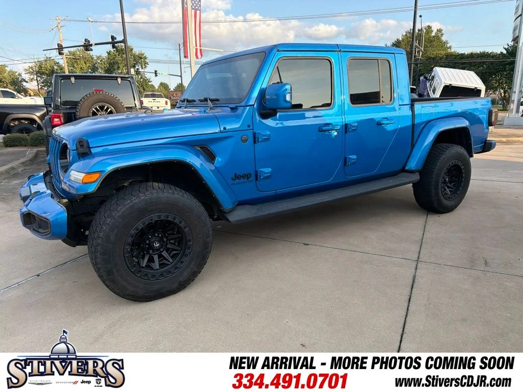 Used 2022 Blue Jeep Overland image 6