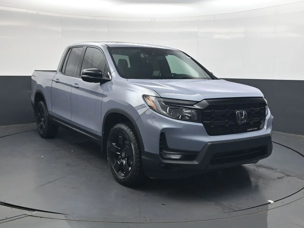 New 2026 Sonic Gray Pearl Honda Black Edition image 2