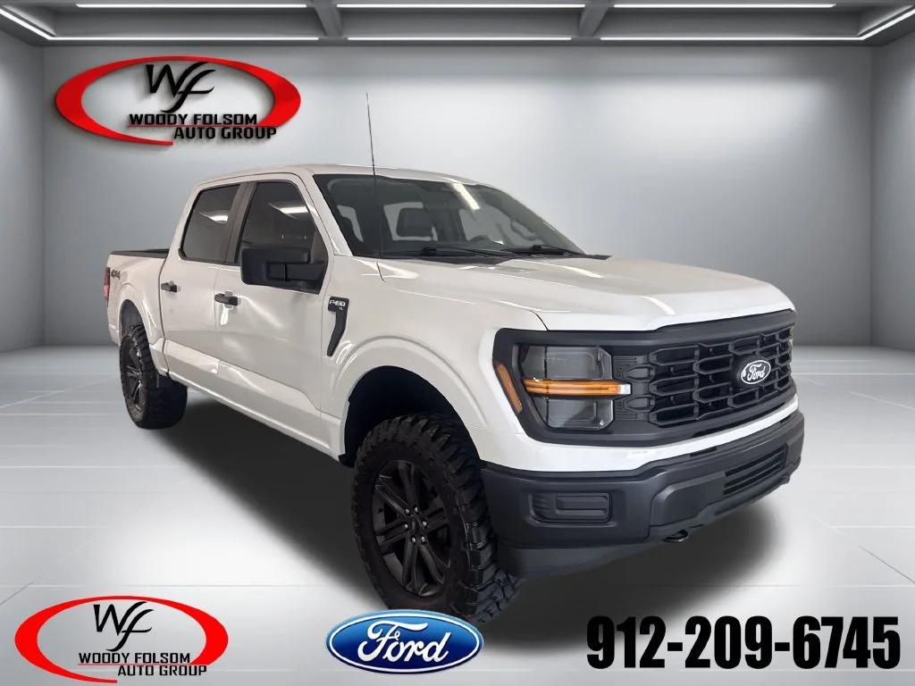Used 2024 White Ford XL image 1