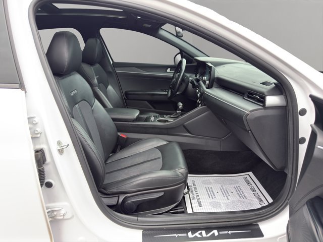 Used 2021 Glacial White Pearl Kia GT-Line image 17