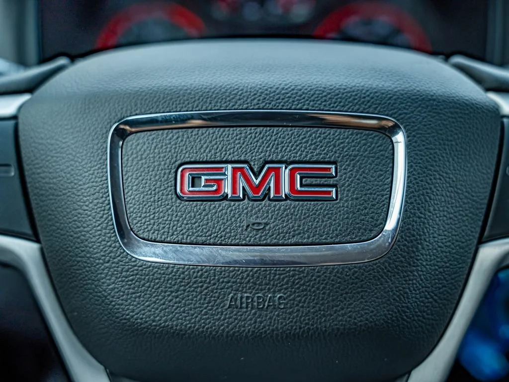 Used 2015 Copper Red Metallic GMC SLE1 image 22