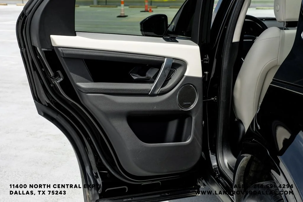 Used 2025 Black Land Rover S image 46