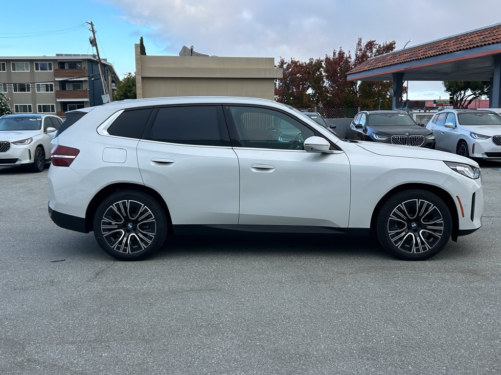 New 2026 Mineral White Metallic BMW 30 xDrive image 6