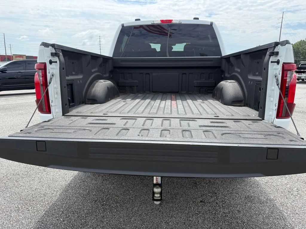 Used 2024 White Ford XLT image 19