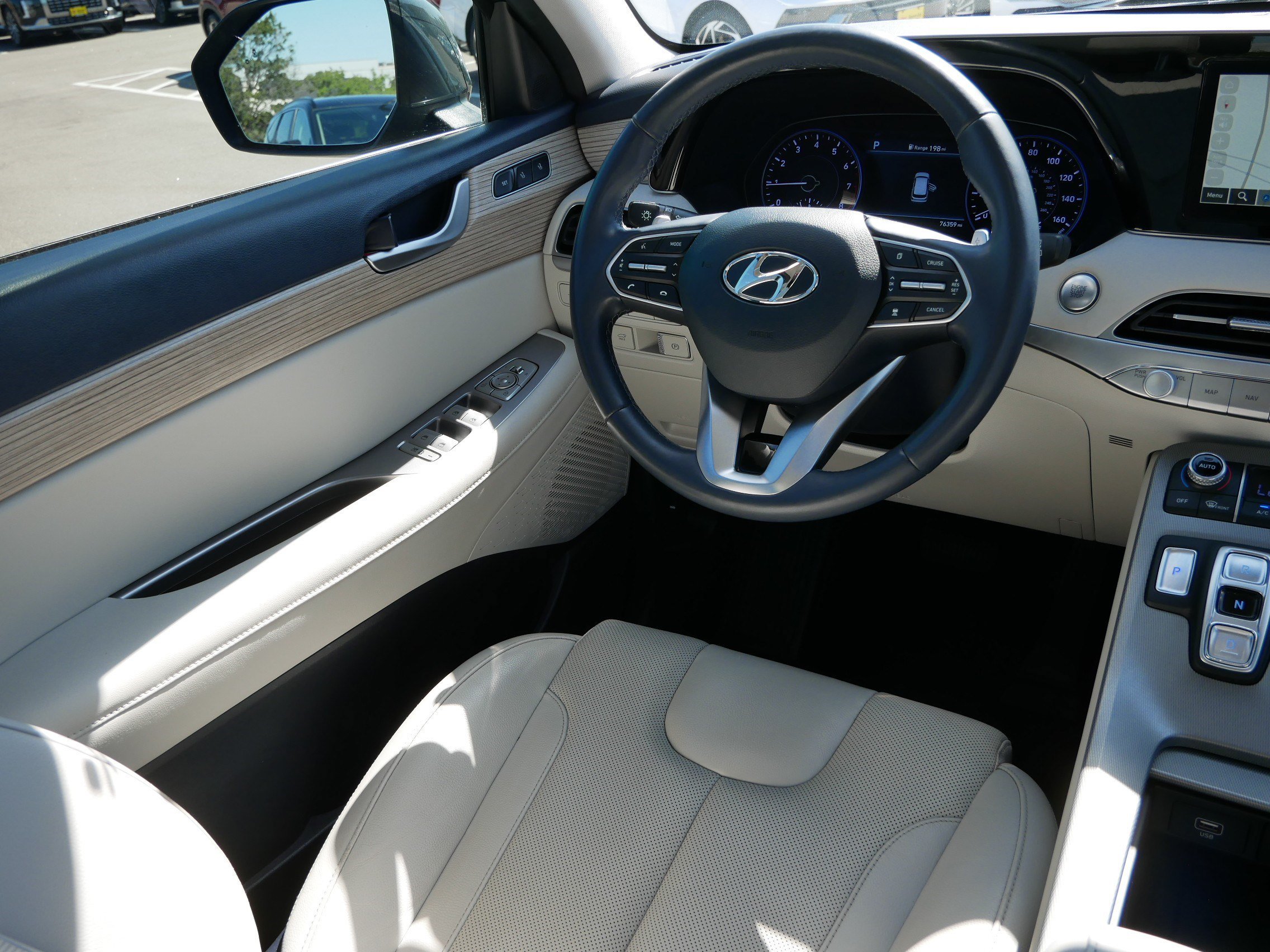 Certified Used 2022 Steel Graphite Hyundai SEL image 9