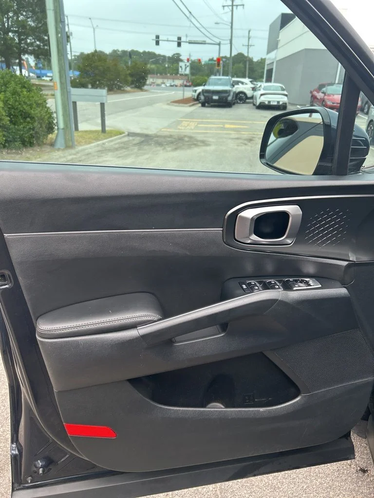 Used 2022 Blue Kia S image 23