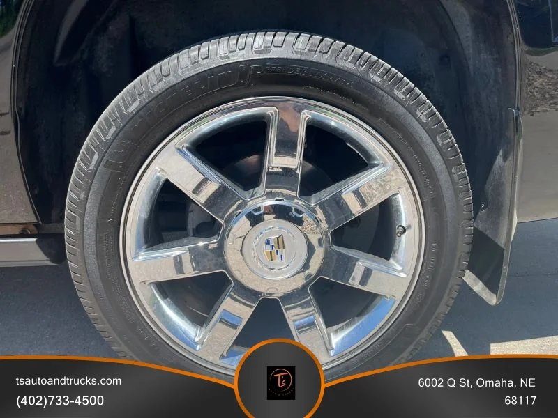 Used 2013 Black Cadillac Premium Sport Utility Pickup 4D 5 1/4 ft image 11