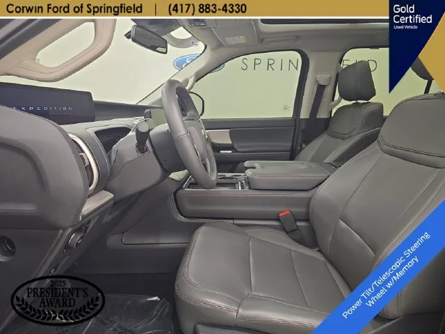 Certified Used 2025 Agate Black Metallic Ford Active image 25
