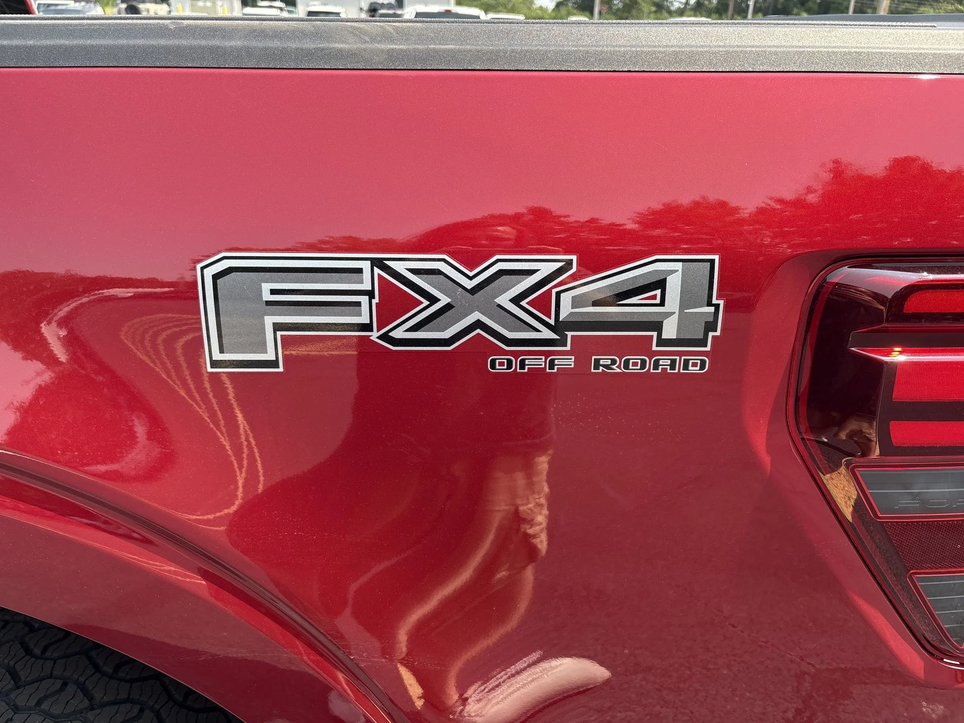 New 2026 Ruby Red Metallic Tinted Clearcoat Ford Lariat® image 29