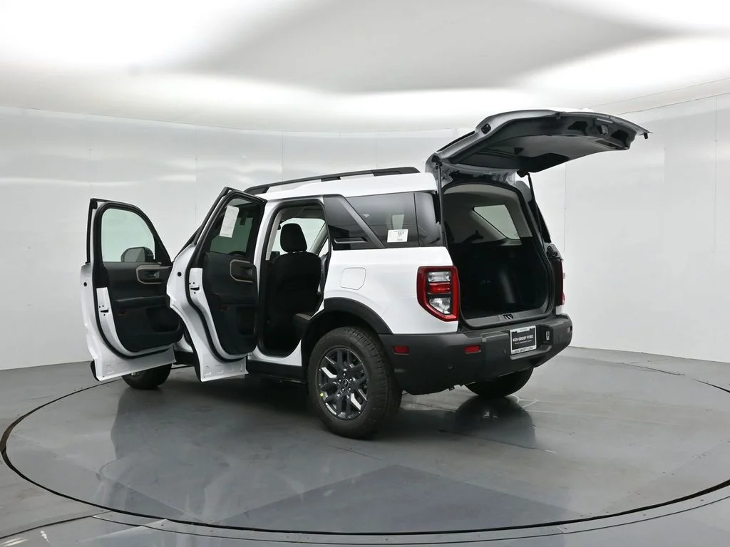 New 2026 Oxford White Ford Big Bend image 31