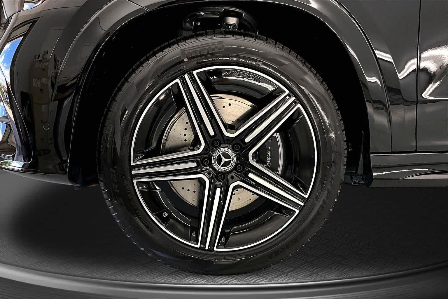 New 2026 Black Mercedes-Benz GLE 350 image 8