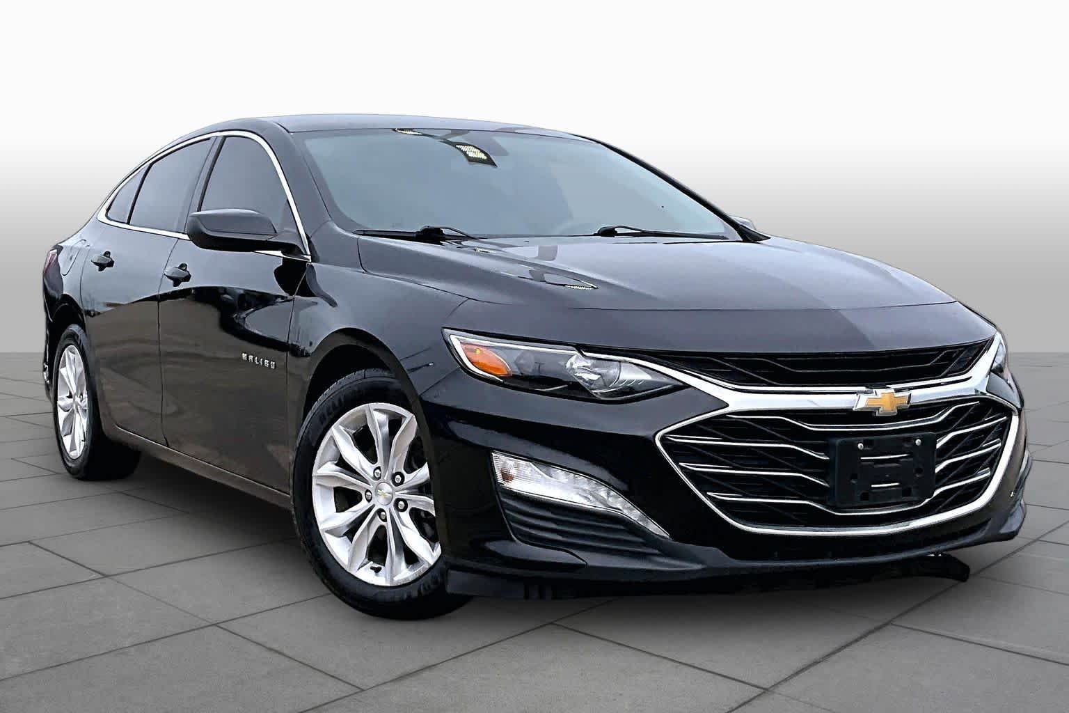 Used 2020 Mosaic Black Metallic Chevrolet LT image 3