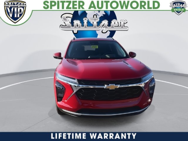 2026 Chevrolet Trax photo 5 of 40