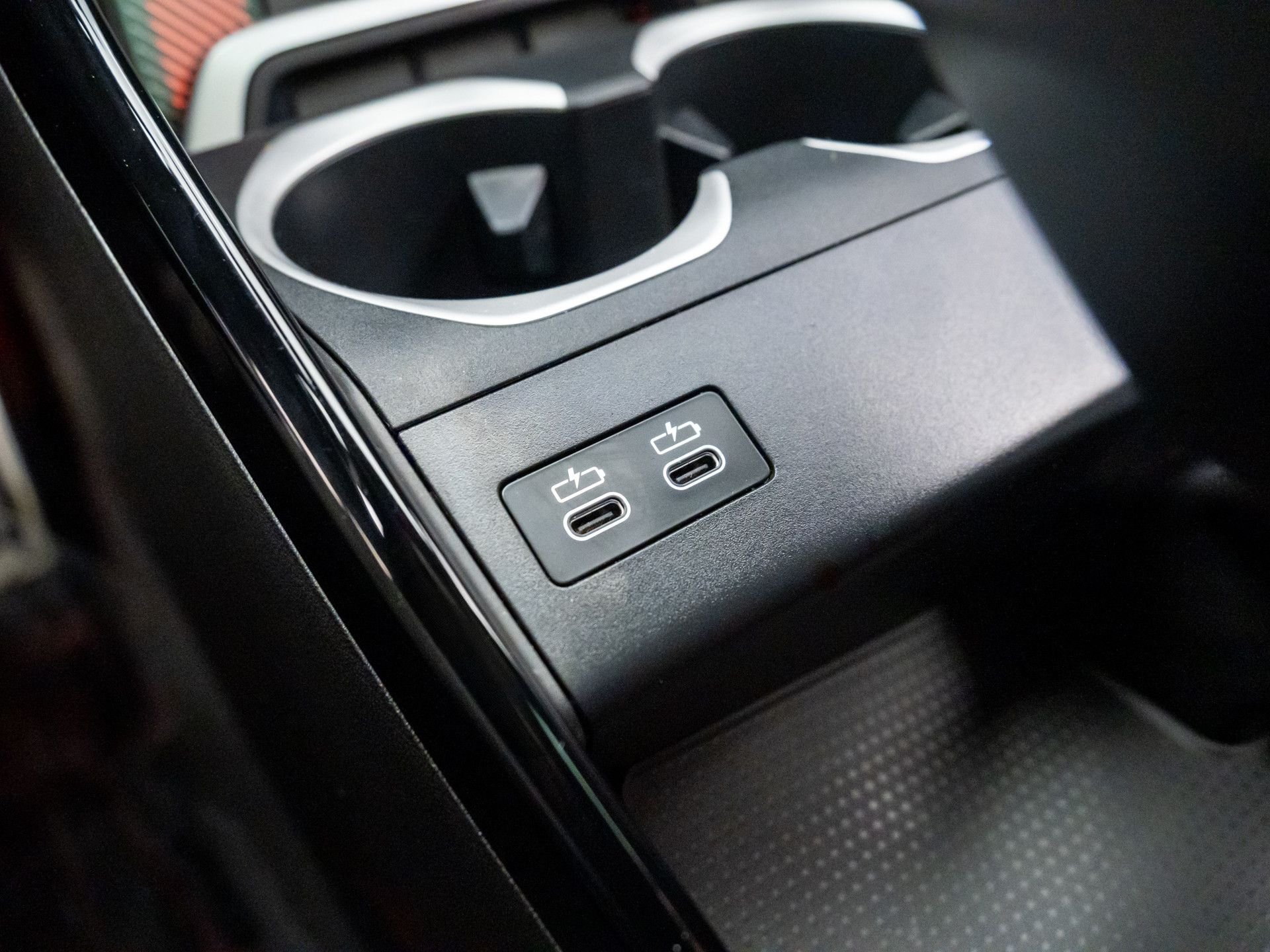 2025 BMW X1 28i - Photo 31