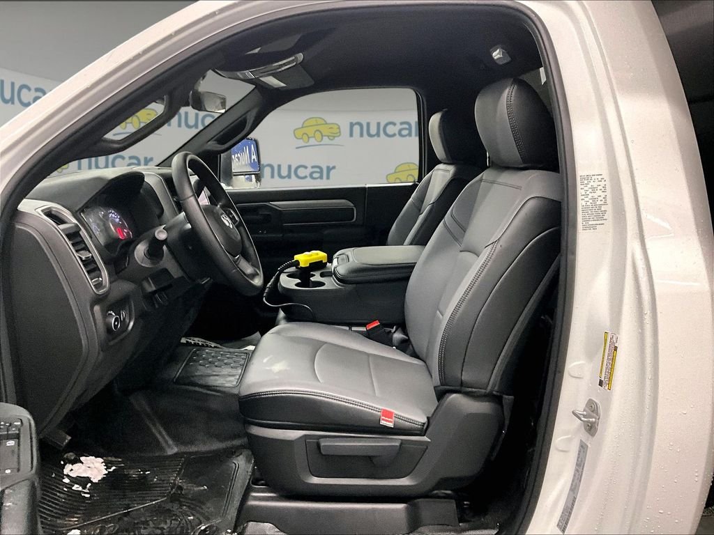 2026 RAM 3500 Chassis Tradesman - Photo 11