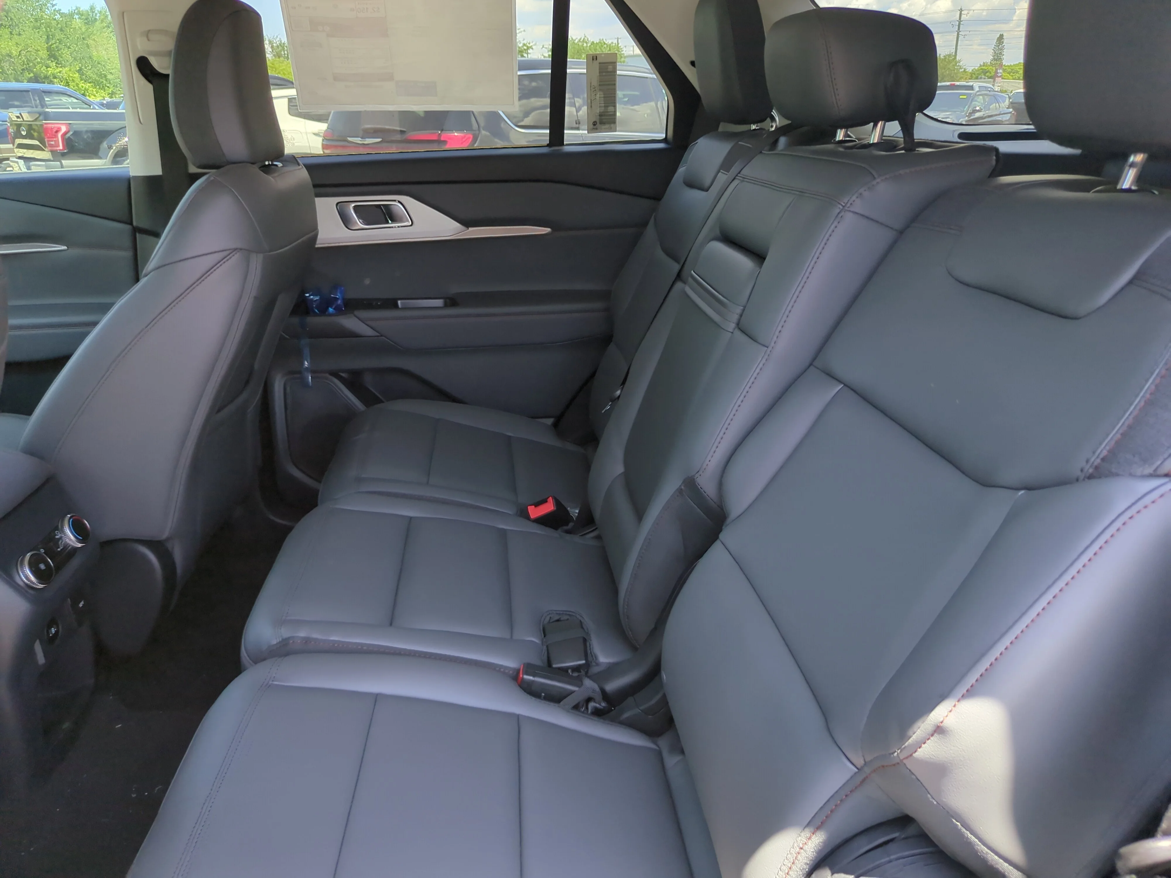 New 2026 Vapor Blue Metallic Ford Active image 15