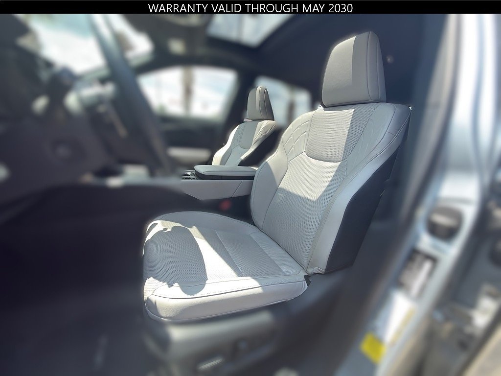 Certified Used 2024 IRIDIUM Lexus Premium image 10
