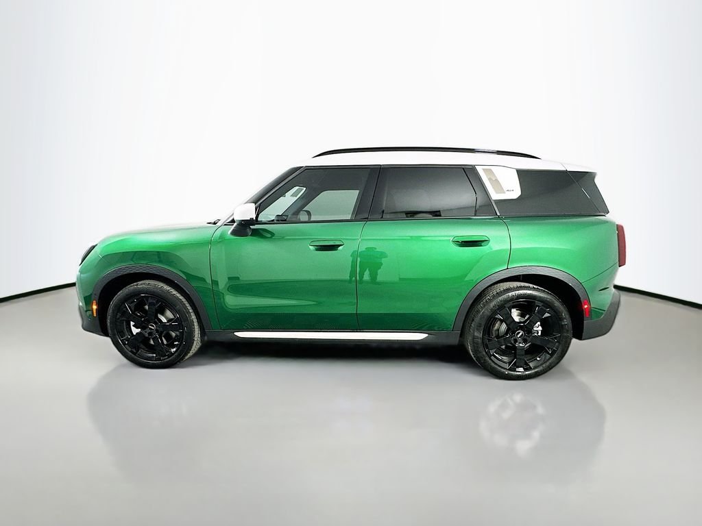 Used 2026 Green MINI Signature Plus image 8
