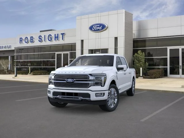 New 2026 Star White Metallic Tri-Coat Ford Platinum® image 2