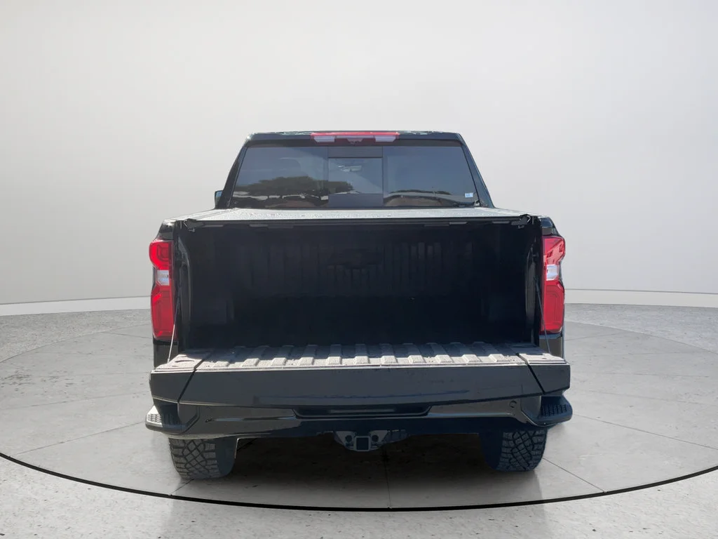 2026 Chevrolet Silverado 1500 ZR2 - Photo 11
