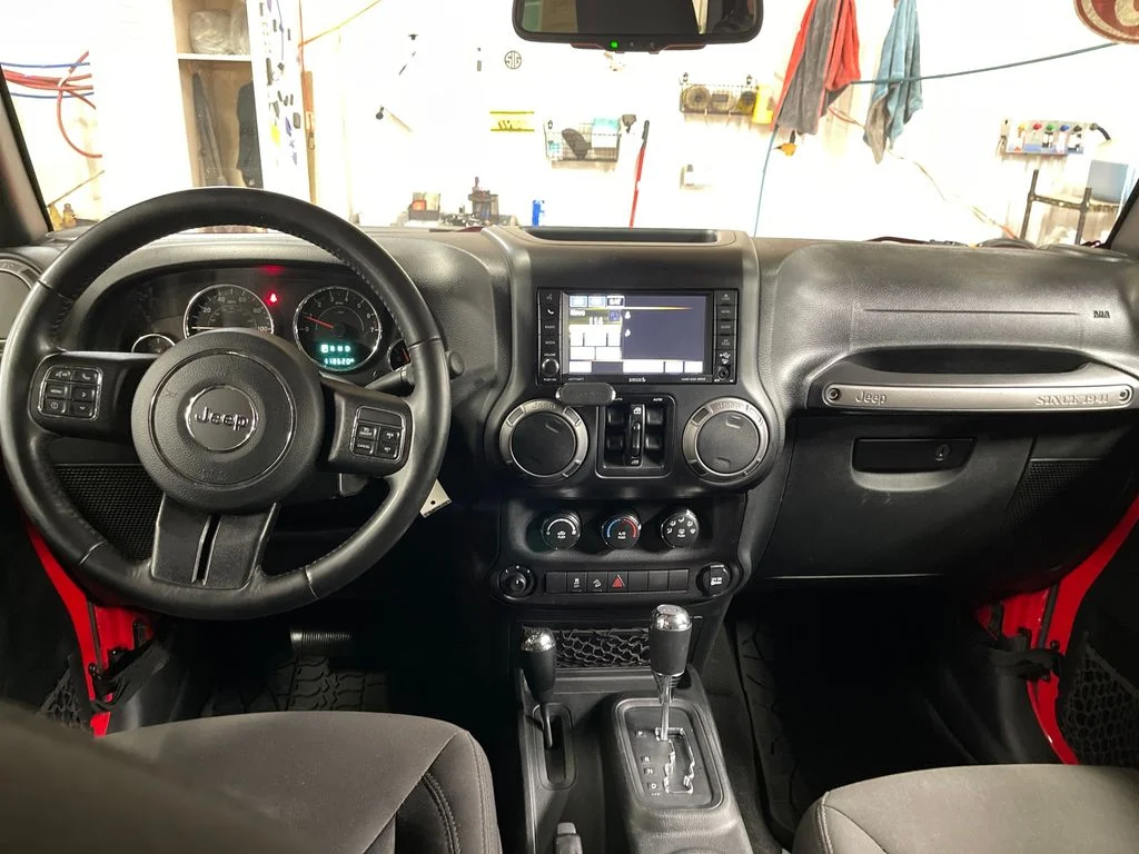Used 2018 Red Jeep Unlimited Sport image 18